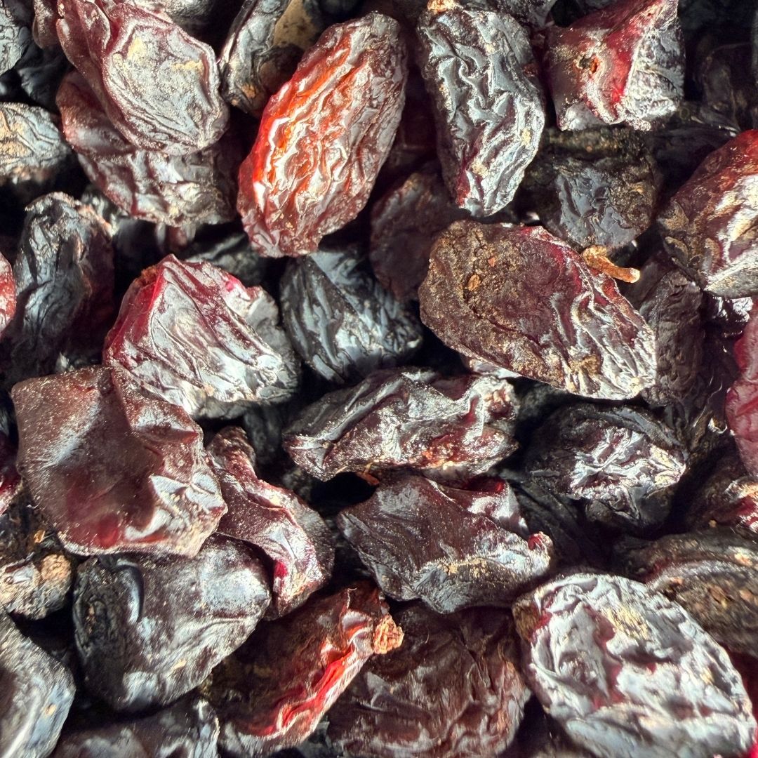 the staple kaka black raisins