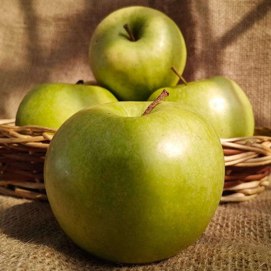 the staple kaka green apples