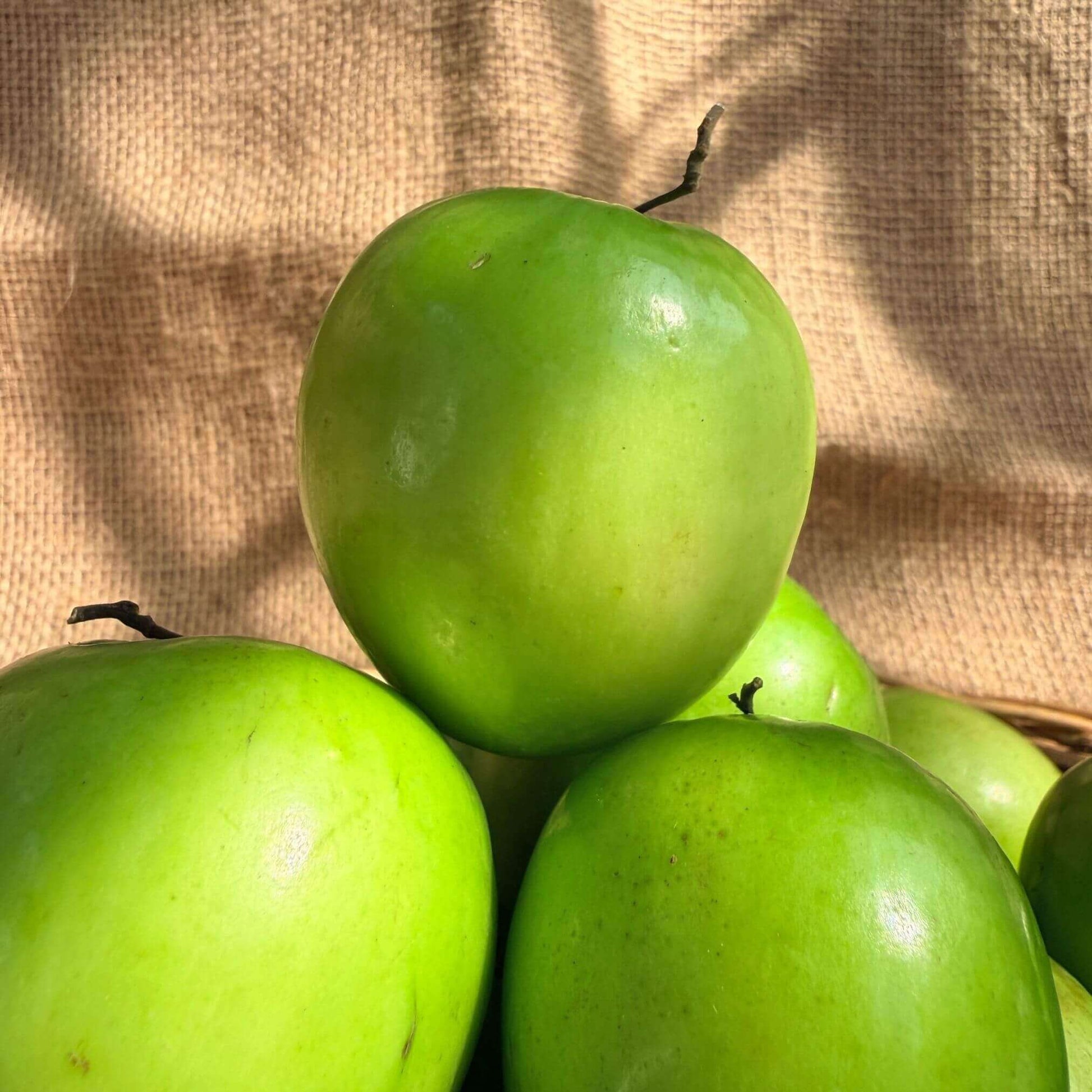 the staple kaka apple ber