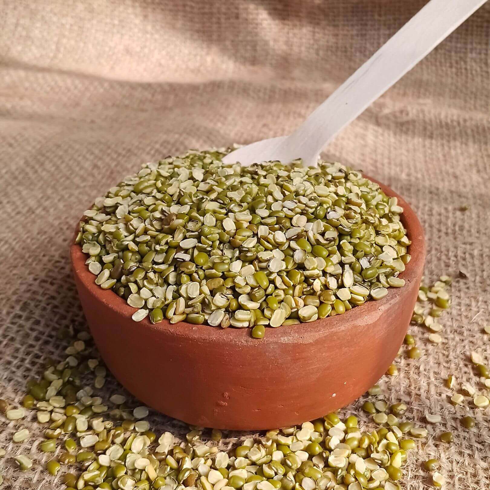 the staple kaka split moong